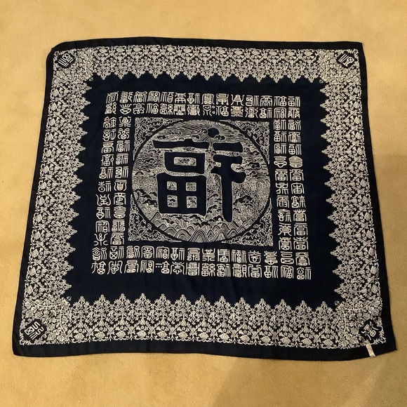 Chinese ChunHua Style Navy White Print 40” Square Scarf - Picture 9 of 11